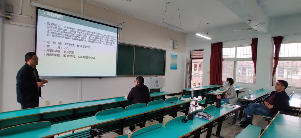 0D529DB013BE7D7FC0067E2F368D5411